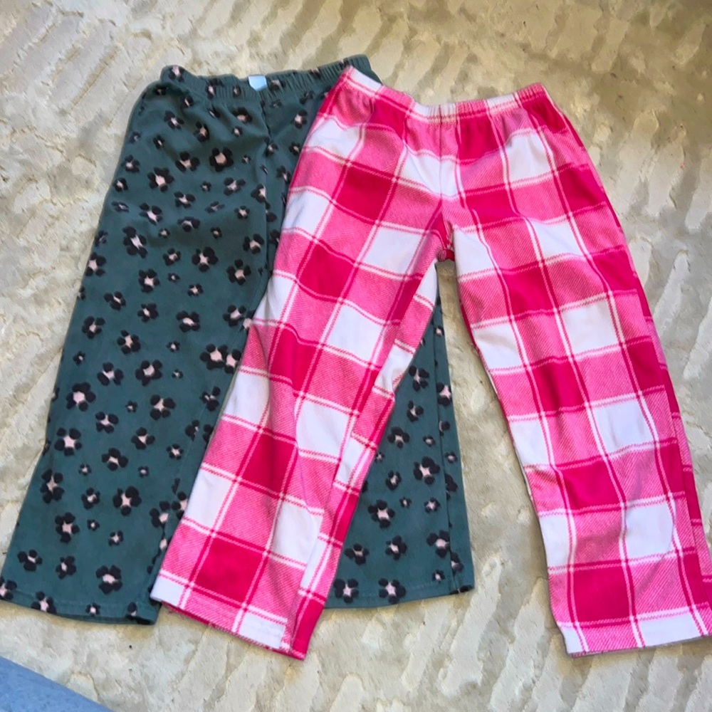 Carters fleece pajama pants size 7 EUC 2 pair pink plaid & green cheetah